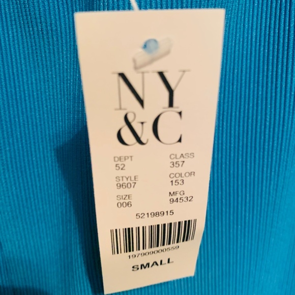 NY& Company - Picture 5 of 7